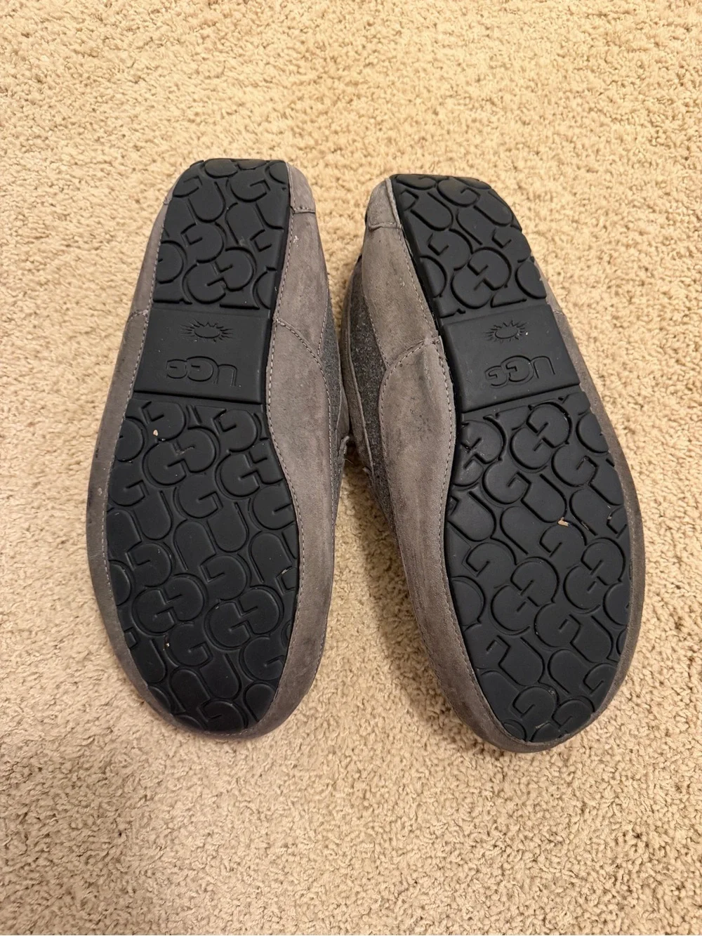 Ugg Men's Cozy Gray Slip-On Moccasin Ascot Slippers
